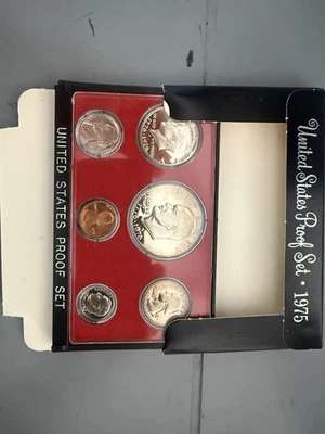 1975 Clad Proof Set U.S. Mint Original Government Packaging OGP - Image 1 of 2