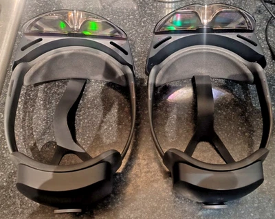 2 x Microsoft HoloLens 2 Smart Glasses VR Headset Devices (FAULTY) NOT WORKING - Image 1 of 2