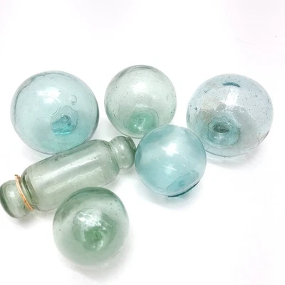 Японские поплавки из выдувного стекла ЛОТ из 6 смешанных размеров 2-3,5 дюйма Круглая скалка - Изображение 1 из 4