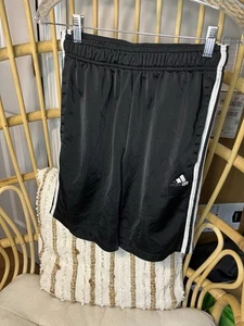 Adidas basketball shorts Youth Small Black - Picture 1 of 7