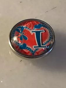 SNAP IN BUTTON CHARM FITS GINGER SNAPS STYLE JEWELRY ALPHABET LETTER I #8 GLASS - Picture 1 of 1