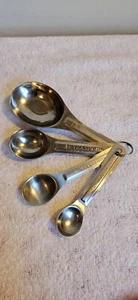 JUEGO DE COLECCIÓN DE 4 CUCHARAS DE MEDICIÓN DE ANIDACIÓN OVALADAS DE METAL EN ANILLO JAPÓN - Imagen 1 de 12