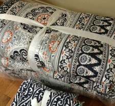 Pottery Barn Pia Quilt Set Queen 2 Standard Shams Medallion Diamond Gray Blue