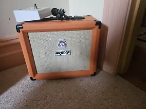 Orange 10'' Guitar Combo Amplifier (CRUSH20RT) With Foot switch - Picture 1 of 3