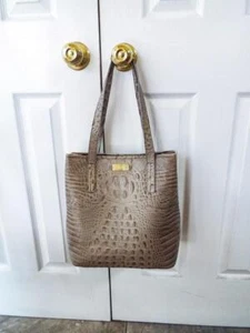 BRAHMIN MELBOURNE KROKUSGEPRÄGTE LEDER TAUPE SCHULTERHANDTASCHE - Bild 1 von 1