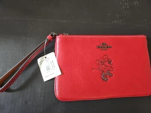 🙂️Pulsera Disney X Coach Roja Minnie Mouse F37540 iEDICIÓN LIMITADA ️ - Imagen 1 de 3