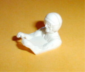 White Slot Car Driver Figure with Steering Wheel 1/32 scale Revell 1960 NOS