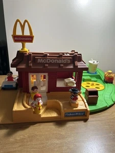 Vintage Fisher Price Little People McDonalds (1980s/1990s) - Picture 1 of 9
