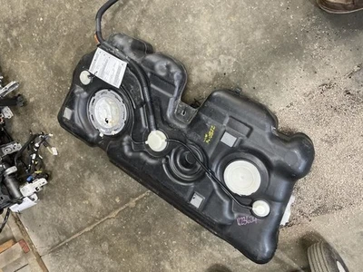 (LOCAL PICKUP ONLY) Fuel Tank Fits 16-22 BMW X1 1838994 - Image 1 of 4