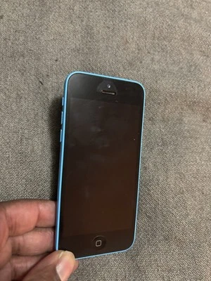 iPhone 5c bloqueado - Imagem 1 de 3