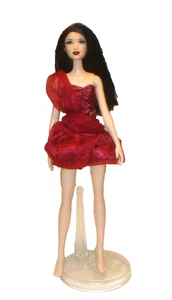 Barbie Stardoll Muñeca Ángel Caído Estilo 1 2011 Pelo Rojo/Negro - Imagen 1 de 7
