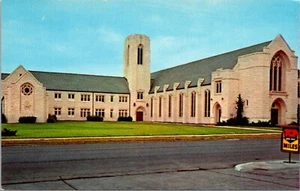 First Methodist Church Sequin Texas Postcard - Picture 1 of 2