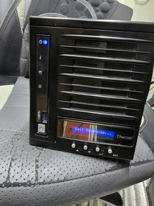 Thecus N4560 4 bay NAS Server - Afbeelding 1 van 4