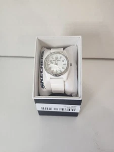 Skechers White Watch - Picture 1 of 3
