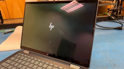 HP Spectre x360 14.0" 7K635AV 5CD45139B6 (Grado C) Foto 1 de 4