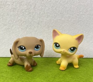 Littlest Pet Shop LPS Authentic #518 Dachshund Dog #339 Shorthair Cat Brooke