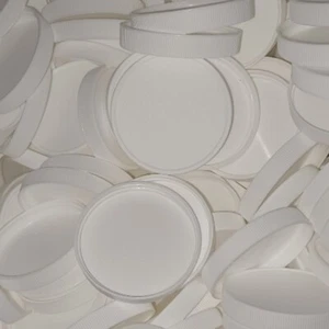 70/400 White Ribbed Unlined Jar Caps | Quantity Per Package: 96 - Picture 1 of 2
