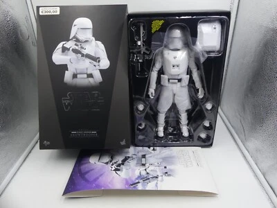 Figura 1/6 Hot Toys MMS321 First Order Snowtrooper Star Wars: The Force Awakens Foto 1 de 4