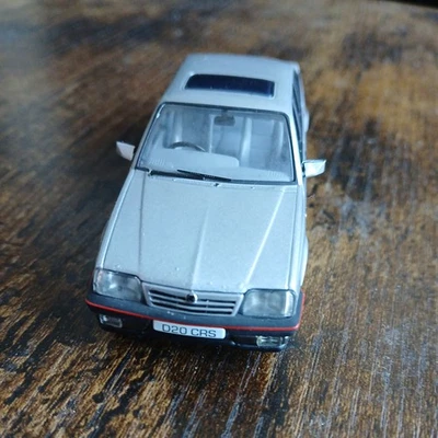 CORGI VANGUARDS VAUXHALL CAVALIER SRi Mk II  - Image 1 of 4