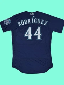 Julio Rodriguez Signed Autograph Mariners Jersey - Authentic Fanatics COA MLB - Picture 1 of 10