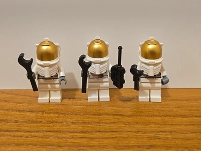 LEGO City NASA Astronaut Space Man Minifigures Lot Of 3 Shuttle Crew Wrench - Image 1 of 4