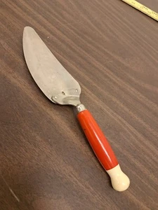 Vintage Ekco England Kitchen Utensil Spoon/Scoop Rare Red/White Wood Handle MCM - Picture 1 of 6