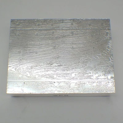 Caja rectangular Hermes textura de madera plata de ley mono WFG Foto 1 de 4