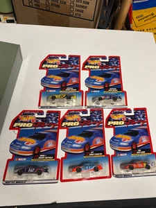 Lot of (5) 1997 Hot Wheels Pro Racing Nascar 1:64 Diecast Cars New Sealed - Bild 1 von 4