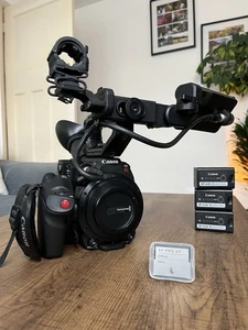 Canon C200 Cinema Camera (incl. 3 x Batteries & 256GB Angelbird Cfast 2.0 Card) - Picture 1 of 20