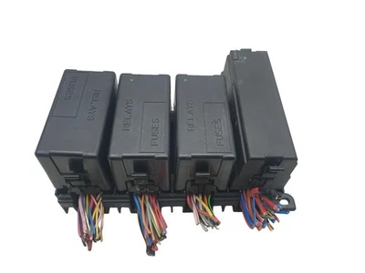 Maserati 4200 Dash Relay Fuse Box Passenger Side 980138226  - Image 1 of 4