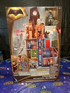 DC COMICS -Mattel ULTIMATE BATCAVE Juego Batman Vs Superman 4FT ¡¡¡TOTALMENTE NUEVO!!!! - Imagen 1 de 6