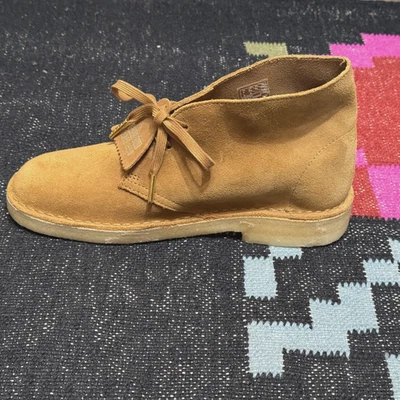 Bota CLARKS Originals Desert, gamuza arena oscura, EE. UU. 9,5/UE 41 Foto 1 de 4