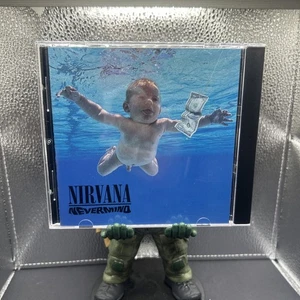 Nirvana NEVERMIND CD 1ST USA PRESS Geffen DGCD24425 Kurt Cobain, Dave Grohl RARE - Picture 1 of 4