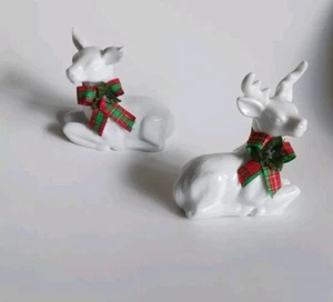 Set Of White Porcelain Deer With Holiday Bows 4x3.5 In - Picture 1 of 7