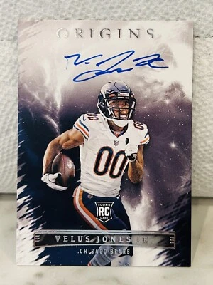 2022 Panini Origins Velus Jones Jr Rookie Auto On Card Chicago Bears NFL - Image 1 of 2