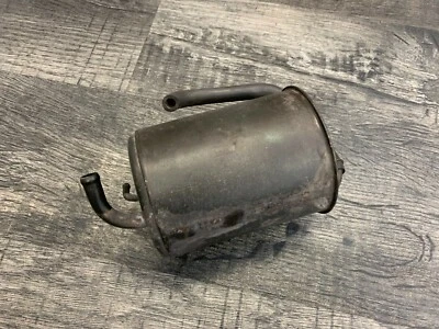 Bote de emisiones de evaporación de carbón Honda VF750C 750 Magna V45 OEM * Foto 1 de 4