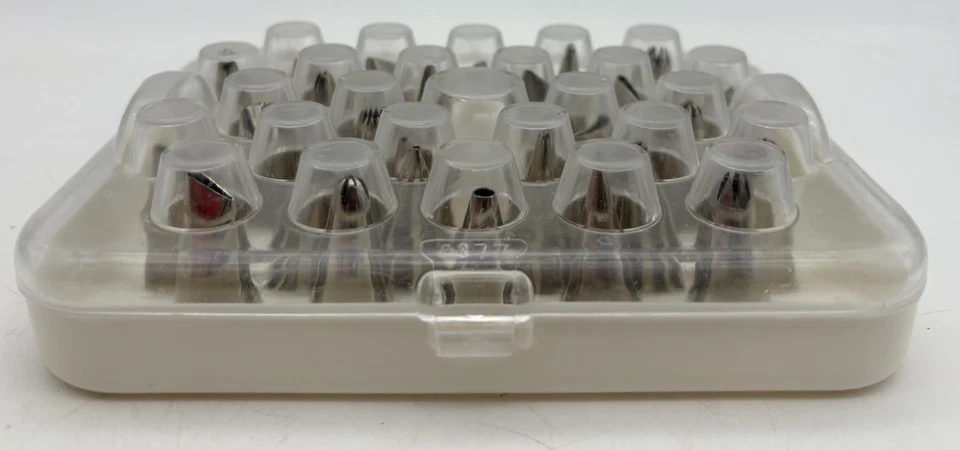 Juego de puntas para decoración de pasteles Wilton con estuche de almacenamiento Corea acero inoxidable  Foto 1 de 4