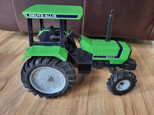 Deutz-Allis 6240 Diecast 1:16 Scale Tractor - Picture 1 of 7