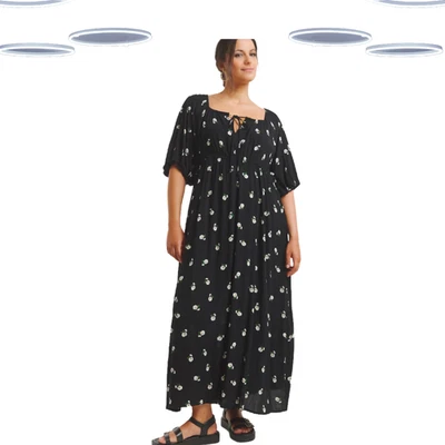 Ex Simply Be Women's Plus Size Floral Print Crinkle Midi Dress - Black Daisies - Image 1 of 4