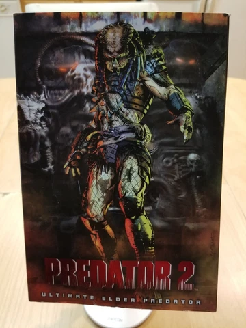 Predator 2 Ultimate Elder Predator NECA Figure New Complete Box Damage Ship Free Cover