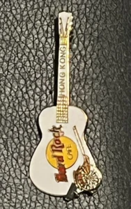 HARD ROCK CAFÉ Pin Insignia HONG KONG Guitarra Rickshaw - Imagen 1 de 2