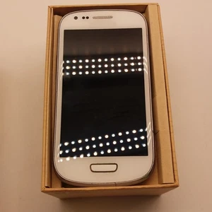 Samsung Galaxy S3 Mini White Android Smartphone (h16) - Picture 1 of 10