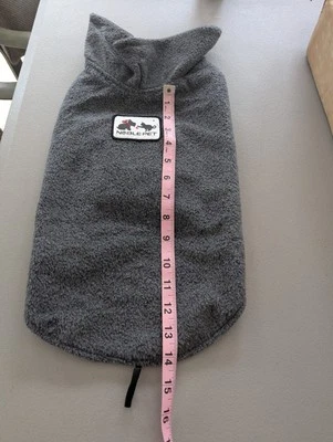 防风冬季保暖抓绒中号狗外套小狗夹克钩环带灰色 — 第 1/4 张图片