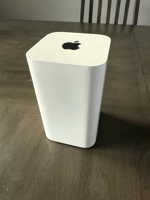 Apple A1521 Airport Extreme Wireless Router Base Station 6th Gen *FREE SHIPPING* - Image 1 of 4