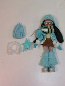 Bratz Wintertime Sasha Fashion Doll - Picture 1 of 11
