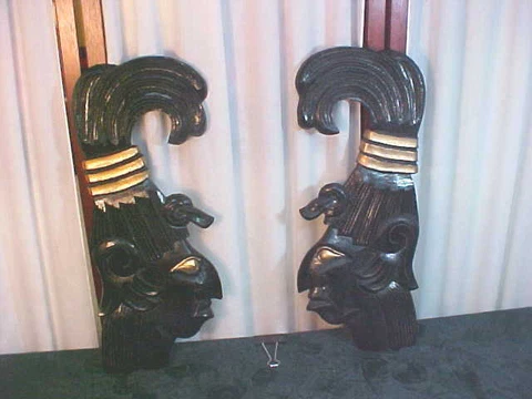 2 Vintage Wooden Carved Wall Mount Tribal Men Figure Heads Cover
