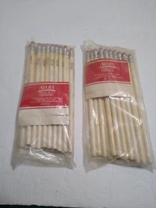 NEU VERSIEGELT VINTAGE 1990 AVON WEISSE SCHREIBSTIFTE 2 20er Packungen einige gelb verblassend - Bild 1 von 4
