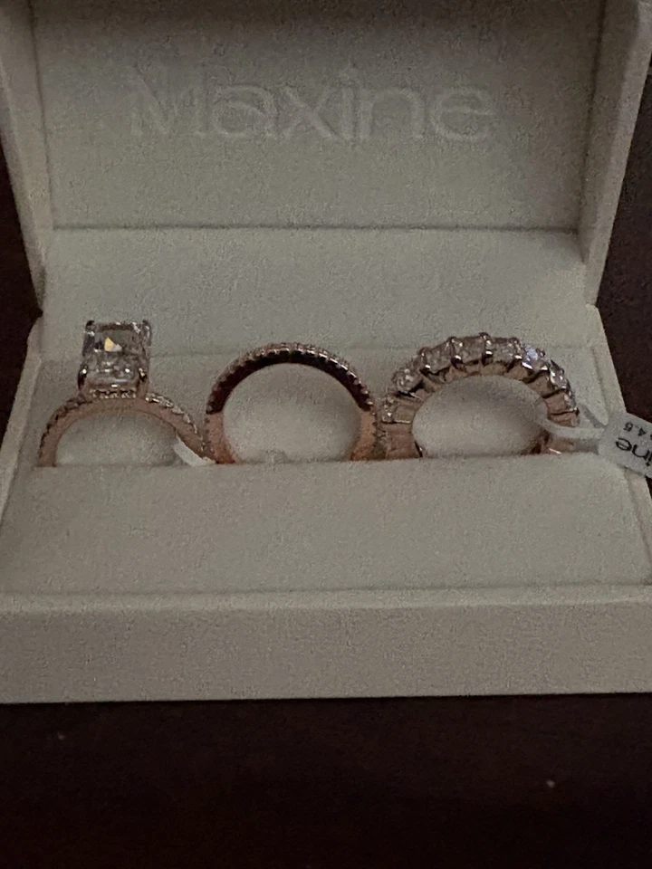 Maxine 3 Piece Rose Gold Travel Wedding Ring Jewelry Set NIB Gift Box size 4.5  - Imagem 1 de 4