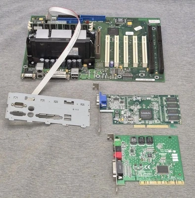 FSC Scenic 850/860 Mainboard D1107-B11 GS2 /Pentium III 450MHz Slot 1 /128MB RAM - Bild 1 von 4