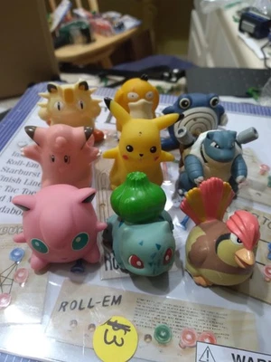 Lote de 9 bonecos antigos Nintendo Pokemon Sliders OddzOn Roller Ball 1999 - Imagem 1 de 4